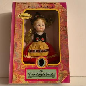 The New Bright Collection Bookcase Collectable Dolls, Switzerland NIB